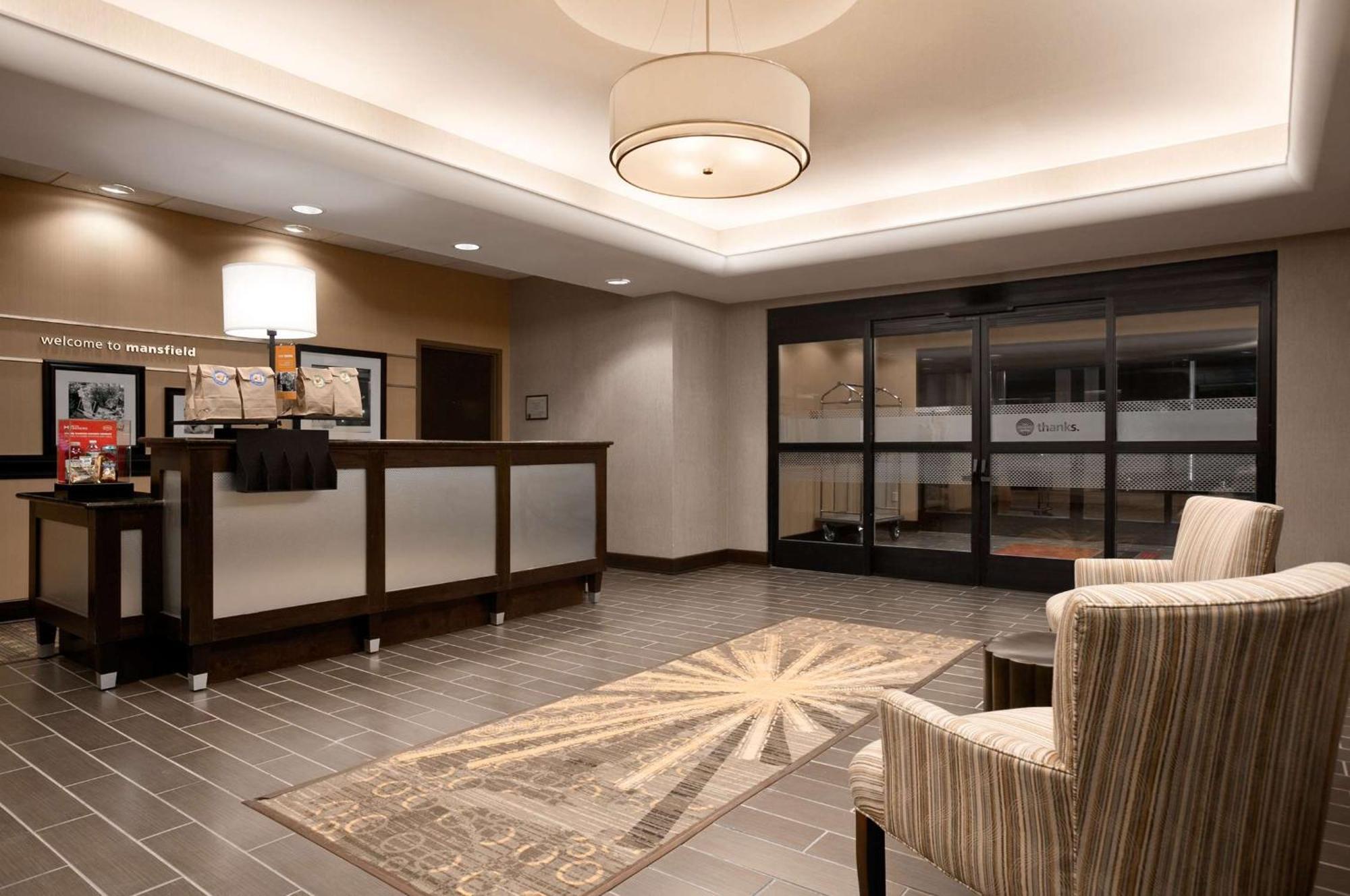 Hampton Inn & Suites - Mansfield Exterior photo